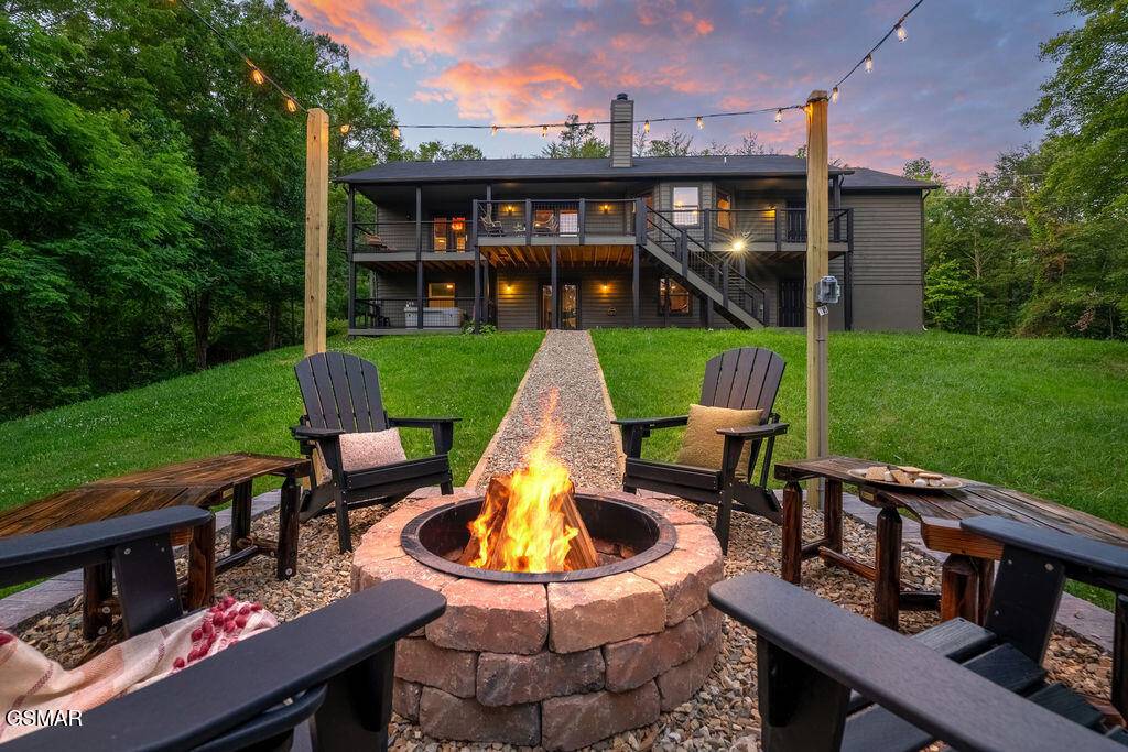 Sevierville, TN 37876,4822 White Pine WAY
