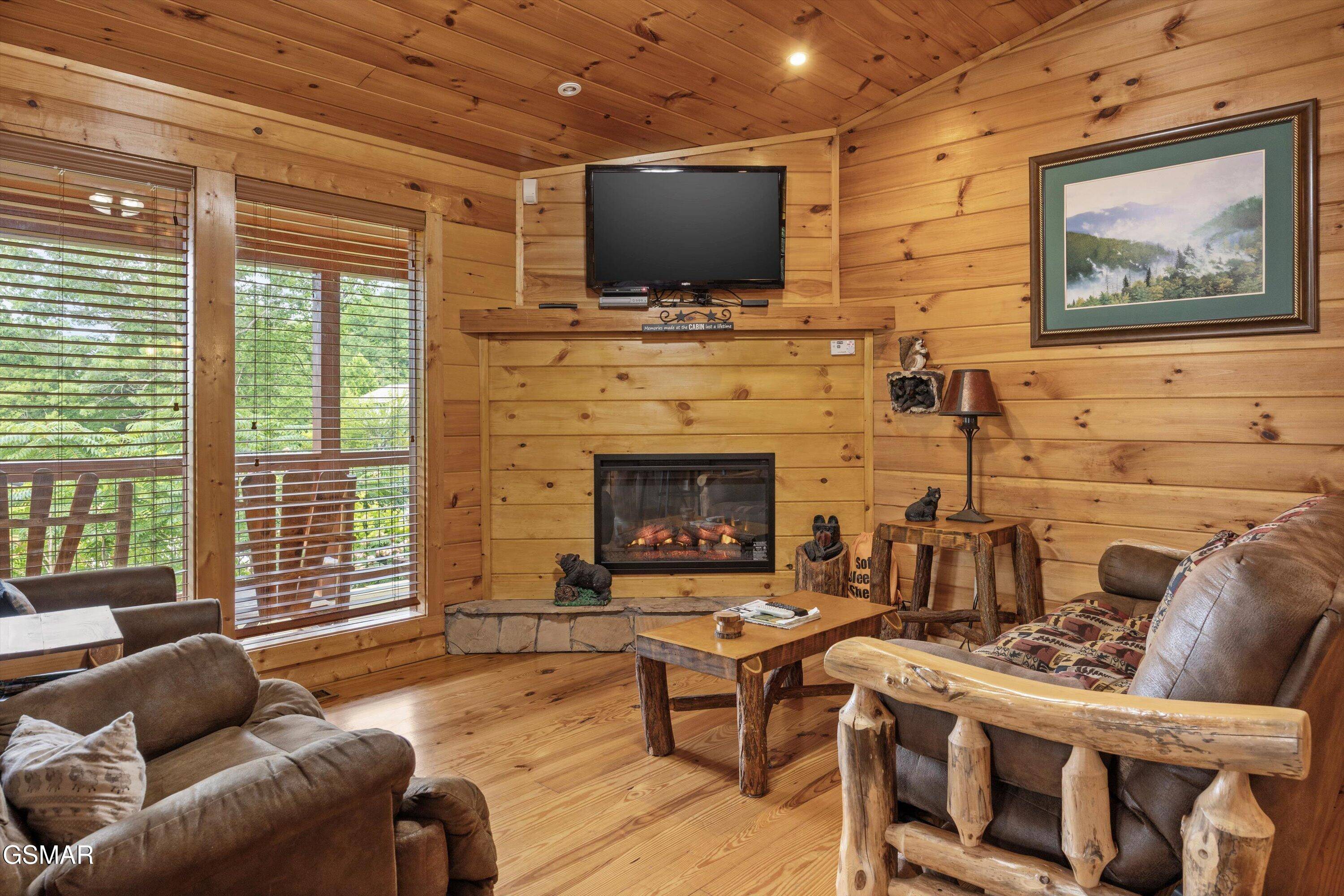Sevierville, TN 37876,1830 Blue Tick WAY