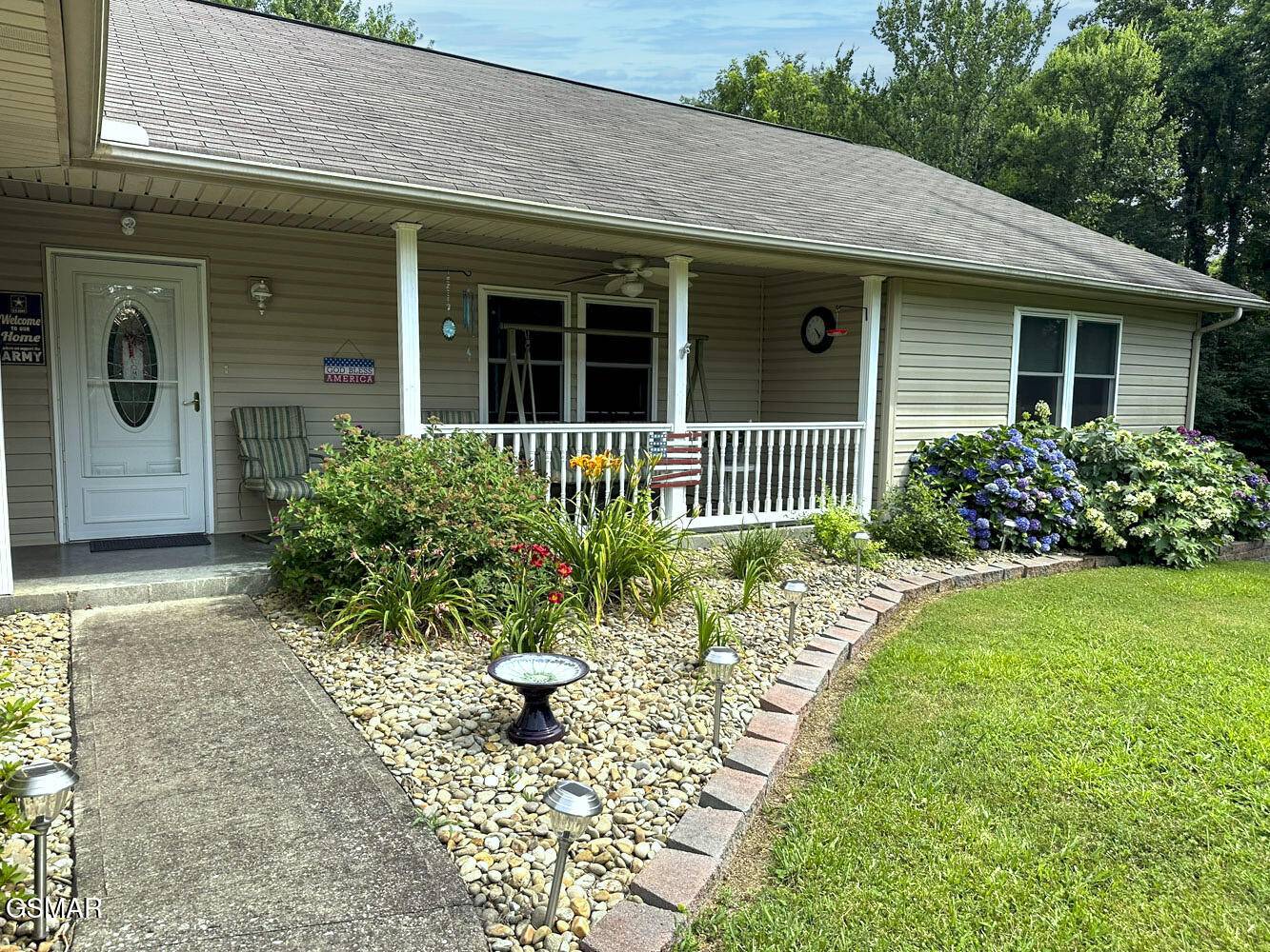 Dandridge, TN 37725,1733 Oakdale DR