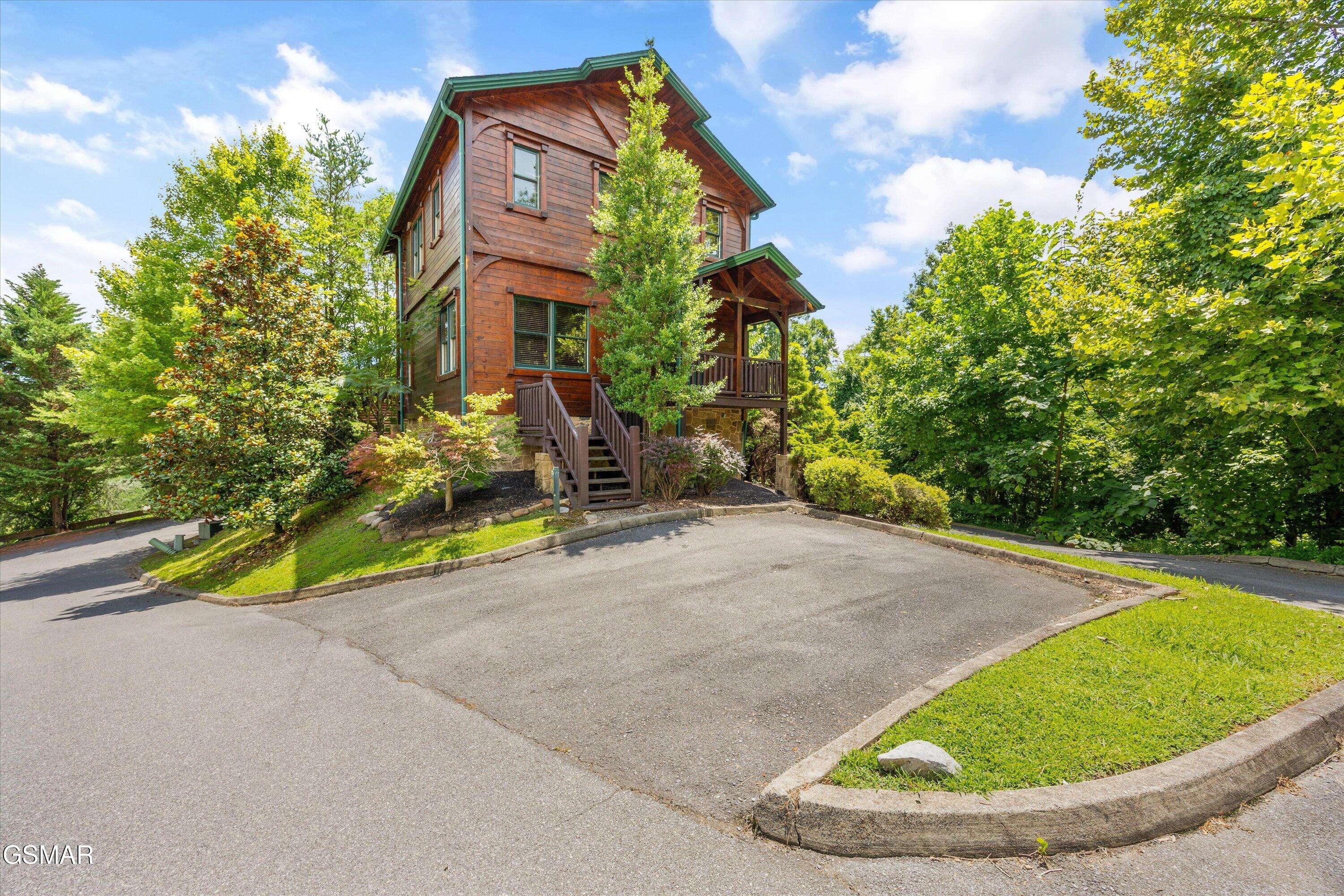 Gatlinburg, TN 37738,745 Mountain Stream WAY