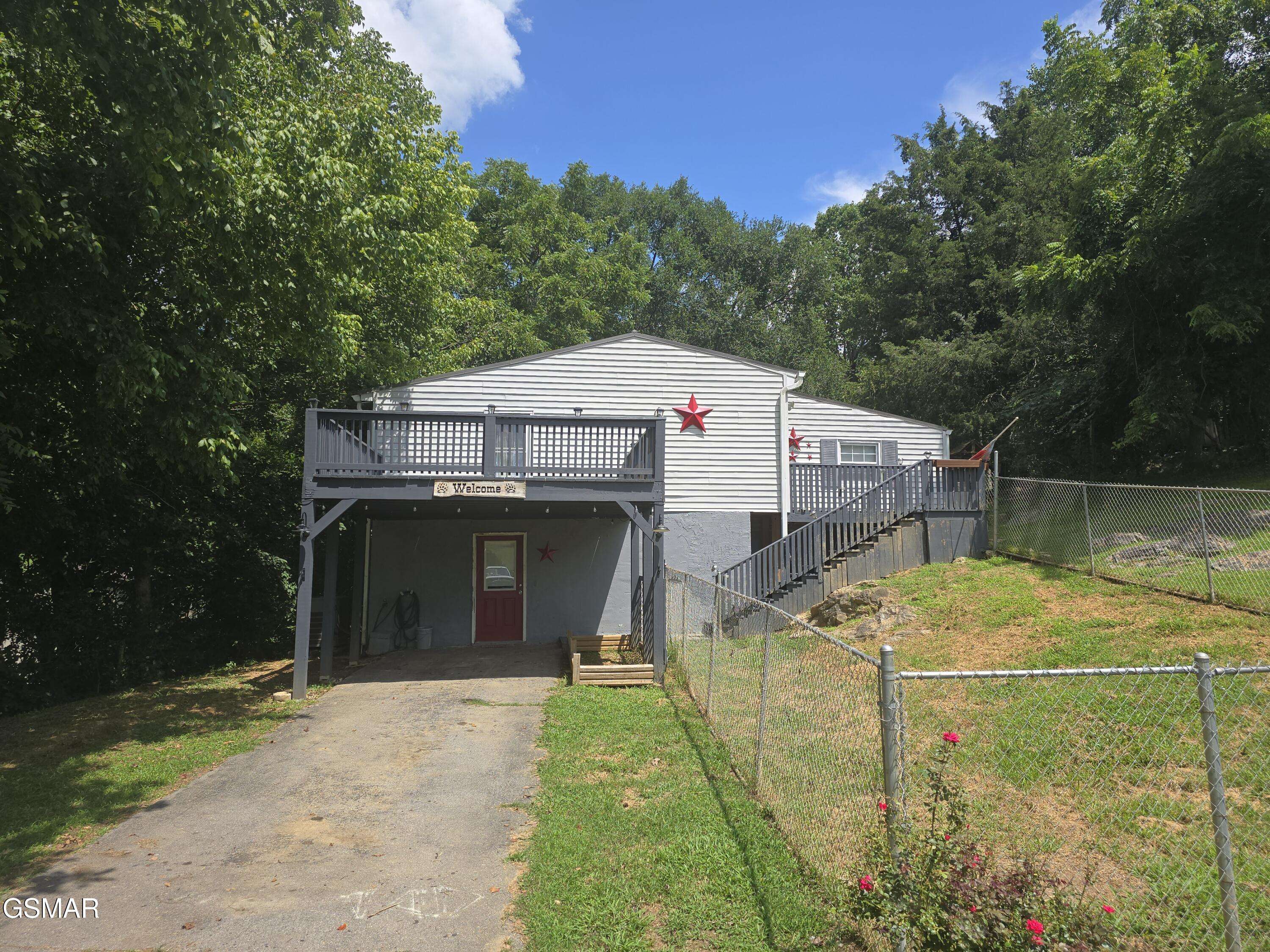 Kingsport, TN 37663,401 Minga Store RD