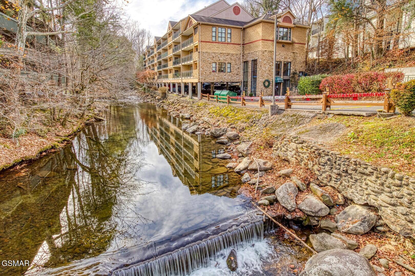 Gatlinburg, TN 37738,215 Ski Mtn. Rd. 103