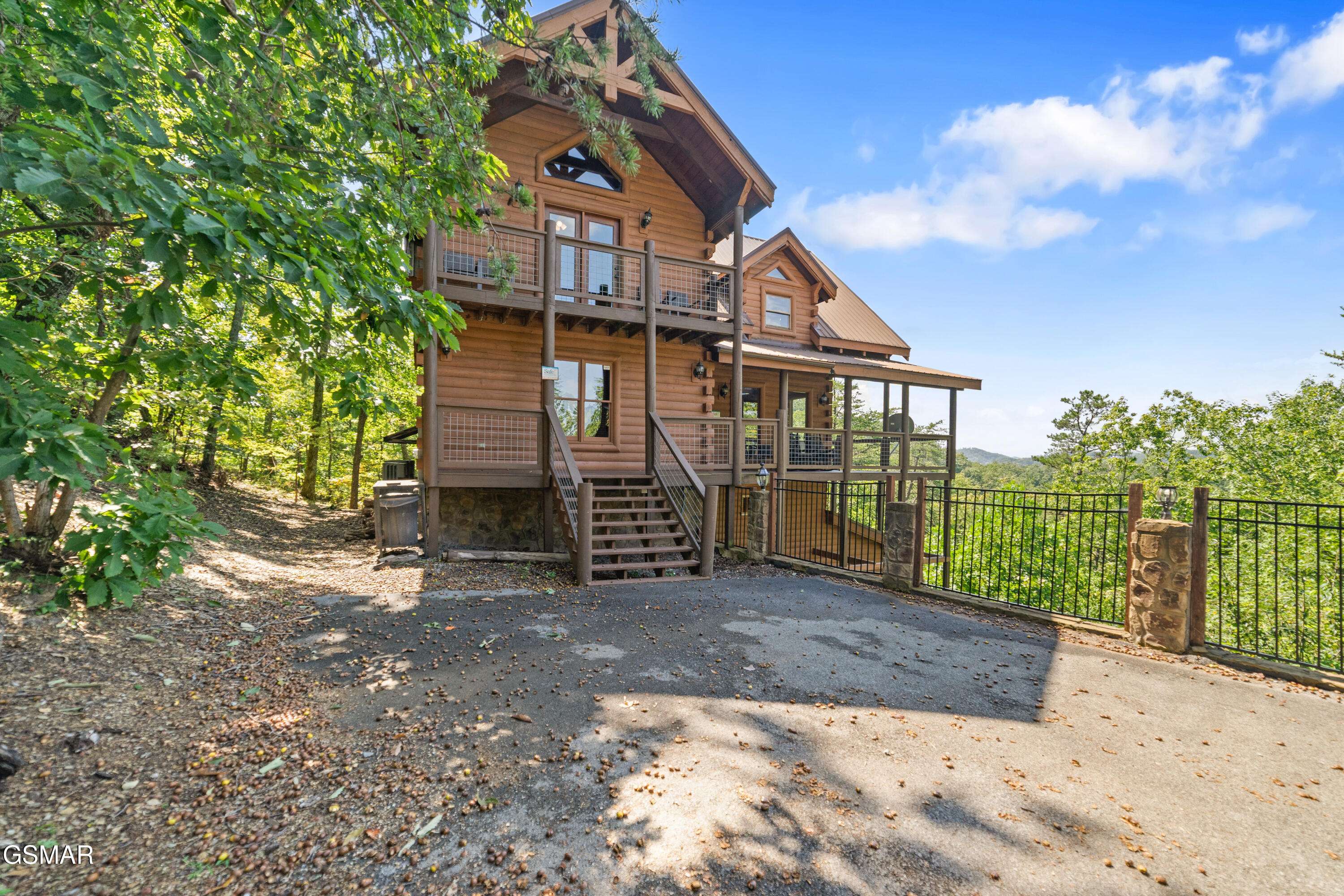 Sevierville, TN 37862,3064 Engle Town RD