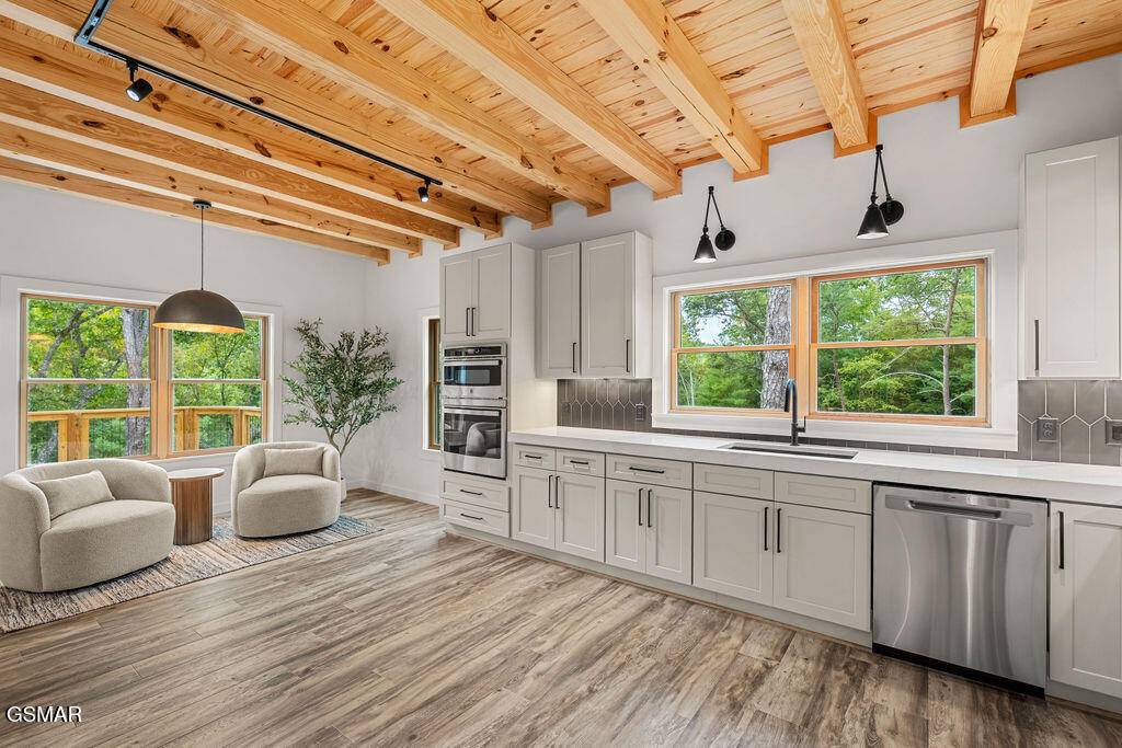 Sevierville, TN 37862,4406 Long Rifle RD