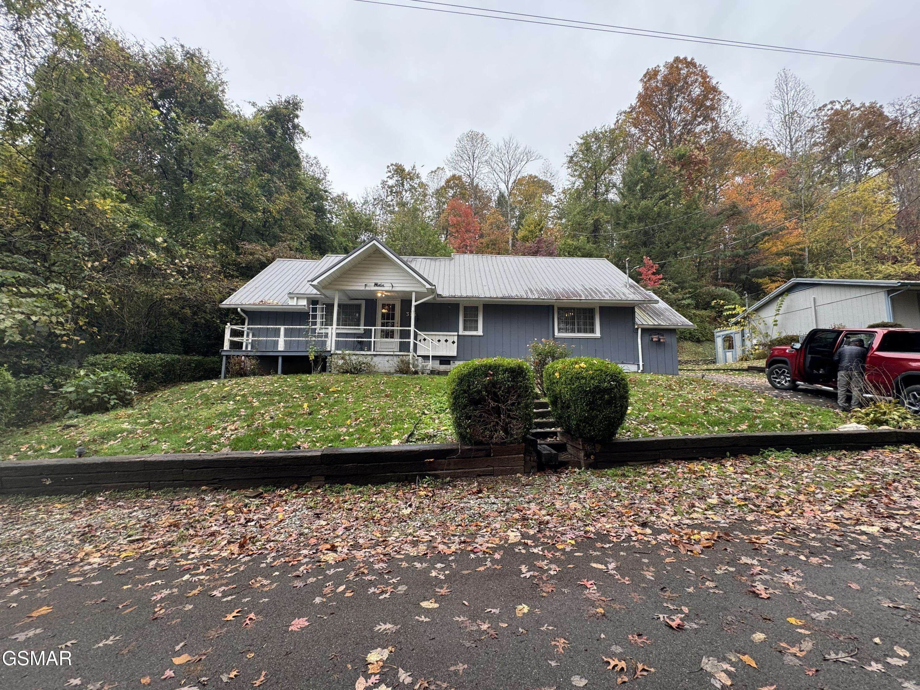 Gatlinburg, TN 37738,315 Elbow LN