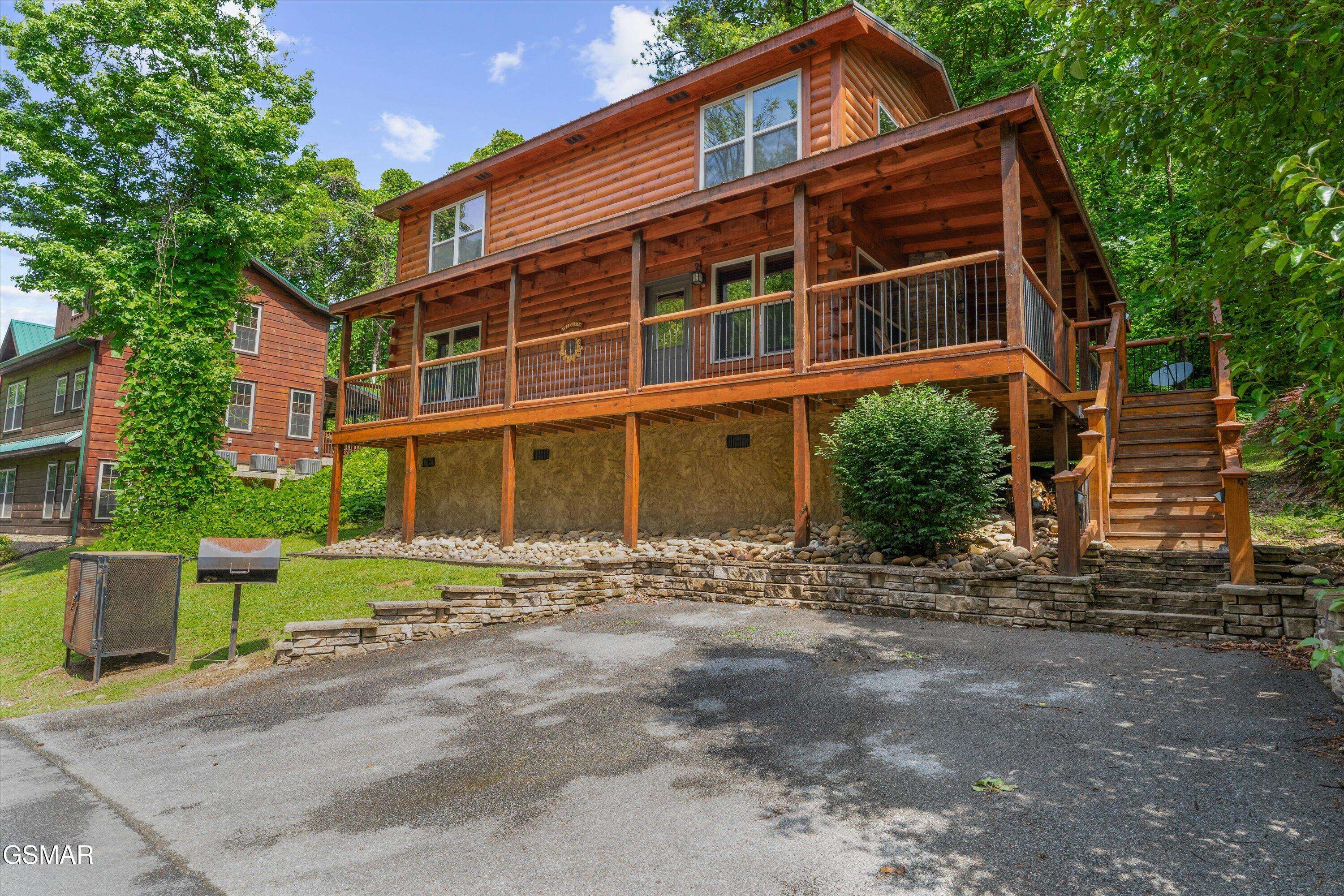 Pigeon Forge, TN 37863,2377 Alpine Village WAY