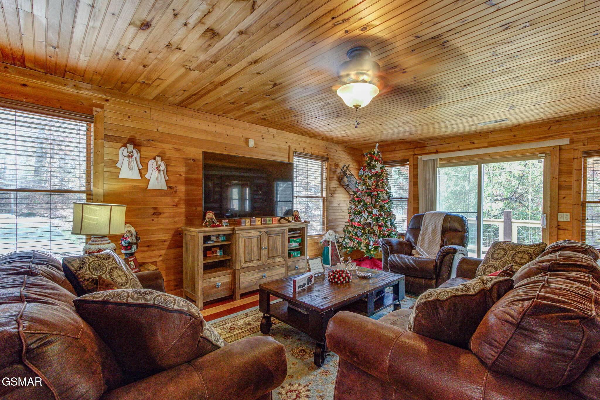 Seymour, TN 37865,1049 Alpine RD