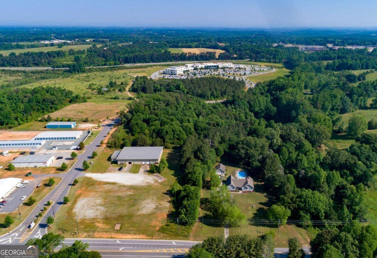 Lavonia, GA 30553,1 Clear Creek Pkwy