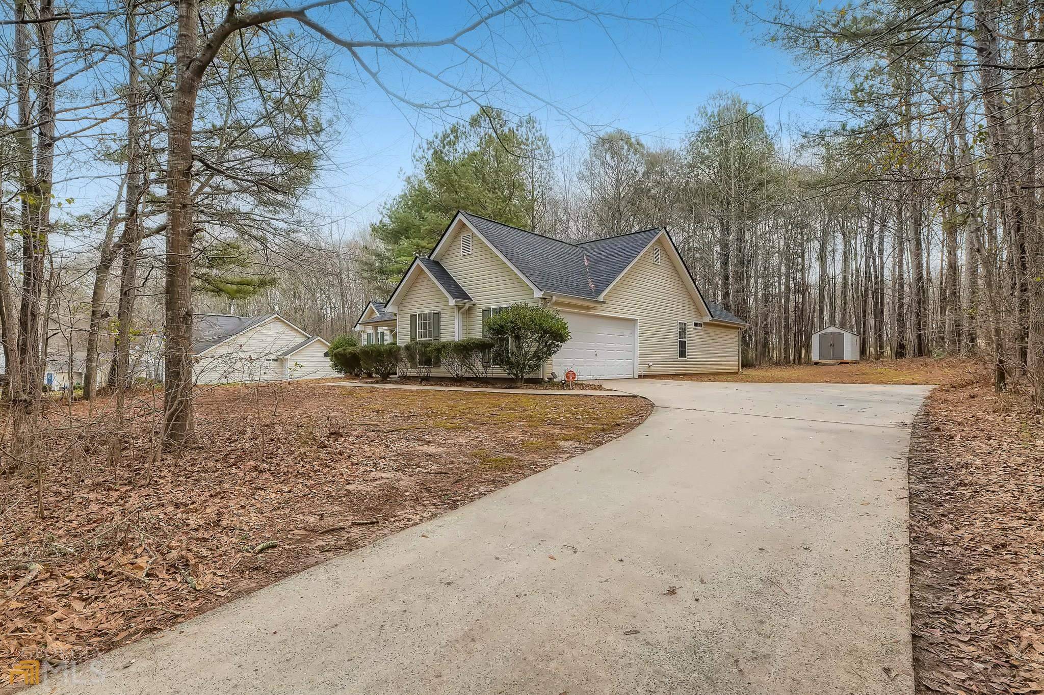 Newnan, GA 30263,75 Applewood