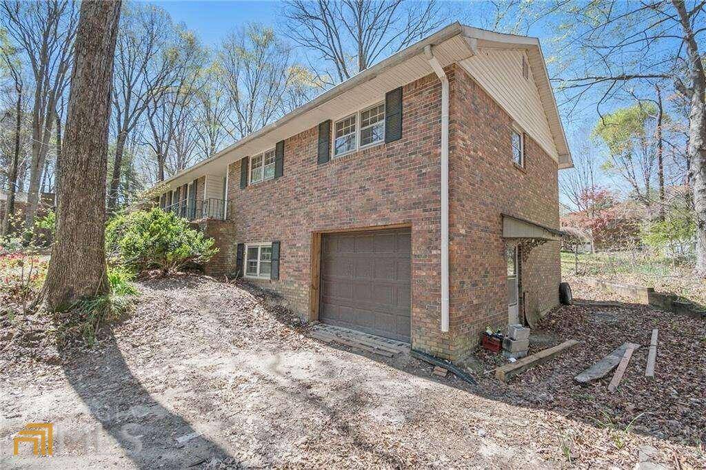 Lithia Springs, GA 30122,934 Beech Valley RD