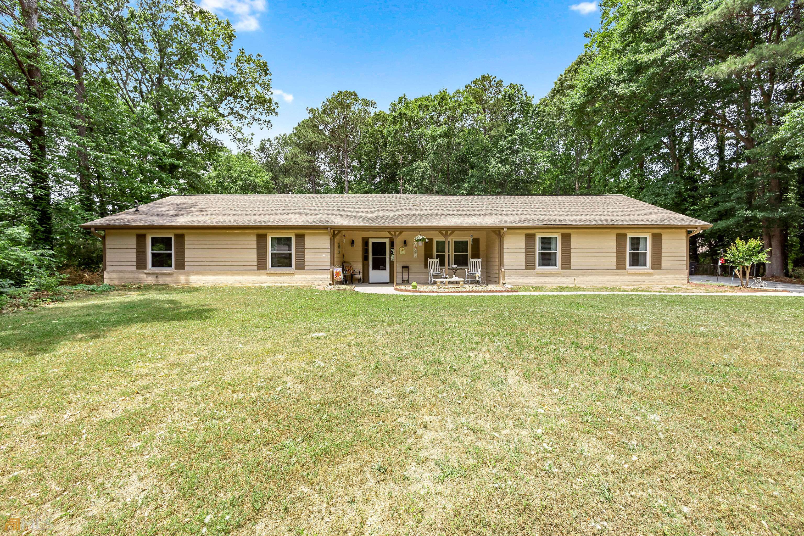 Snellville, GA 30078,2433 Raven Wood