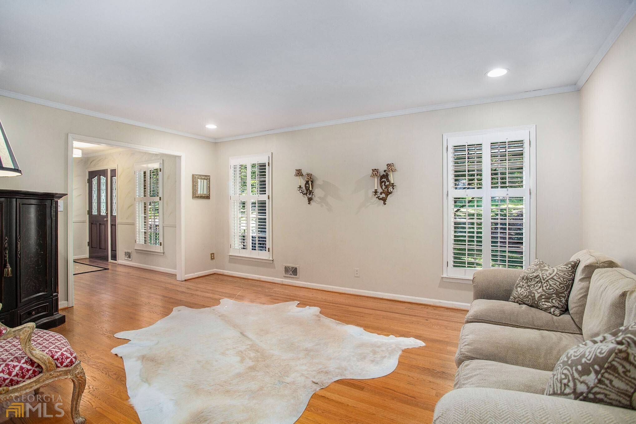 Sandy Springs, GA 30328,6520 Wright CIR