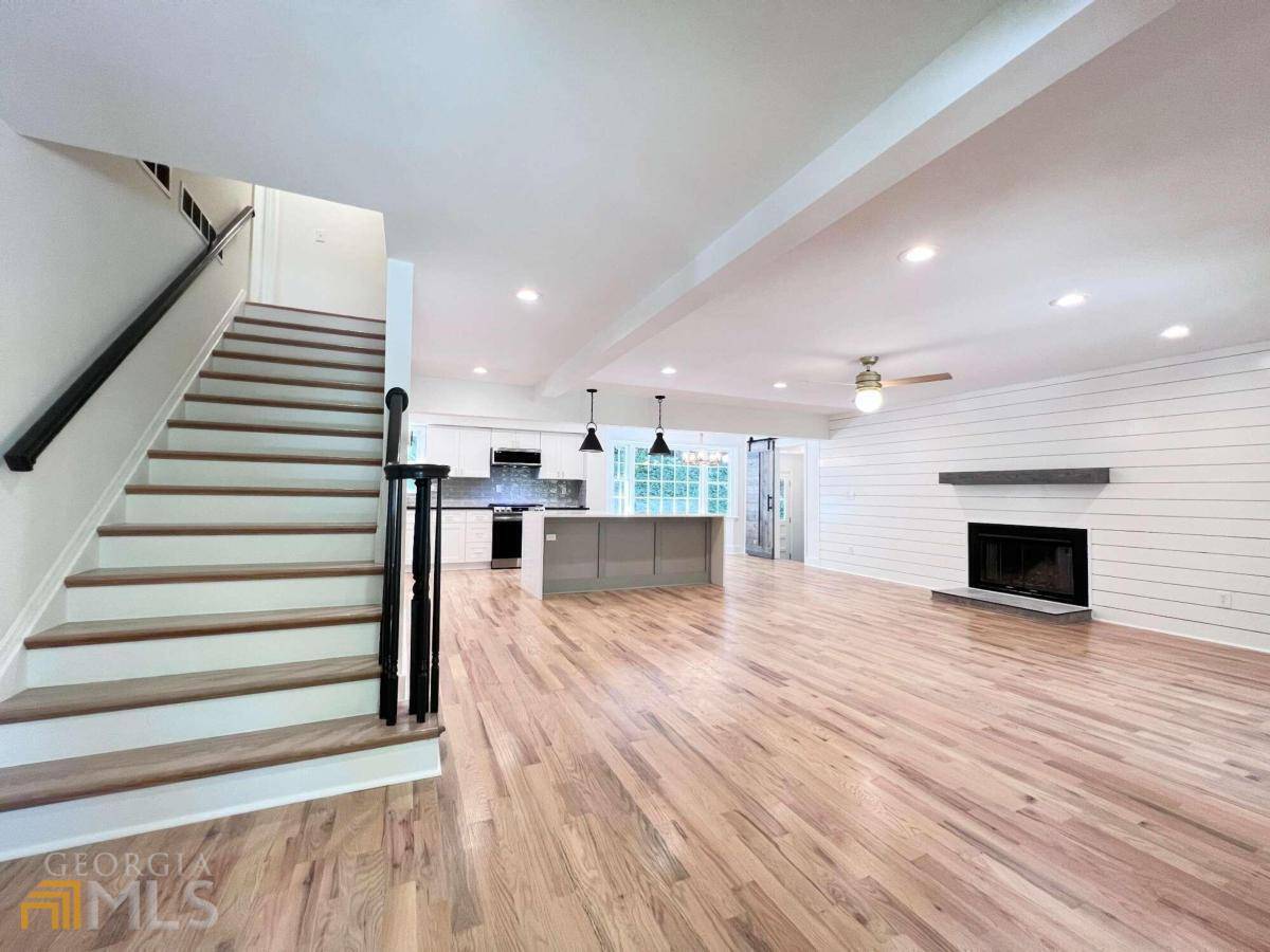 Brookhaven, GA 30319,4218 Long Branch CT NE