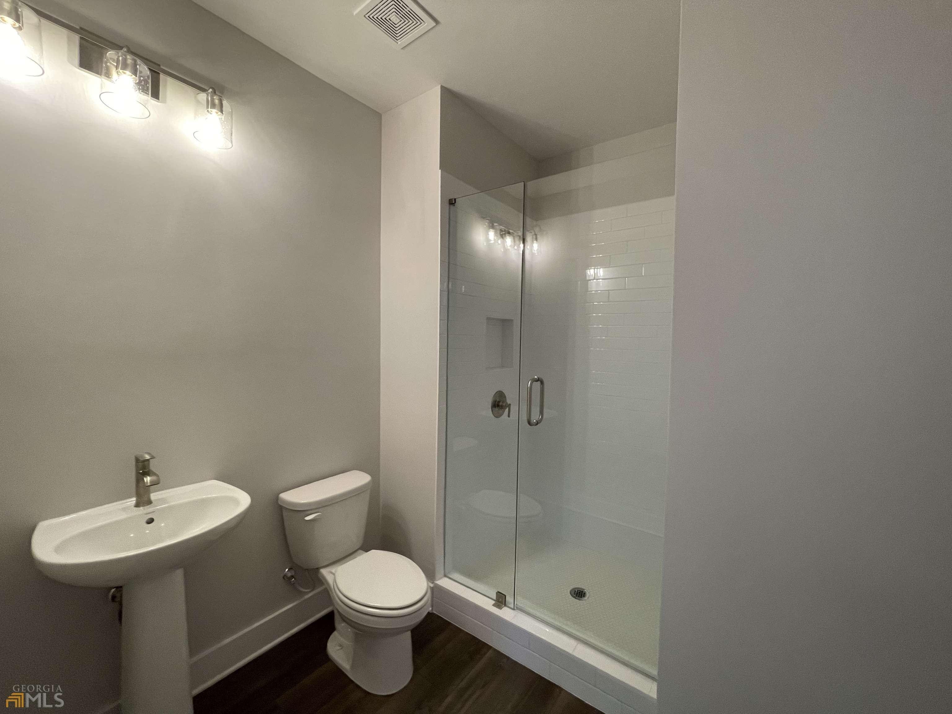 Atlanta, GA 30318,990 Viney WAY NW #119