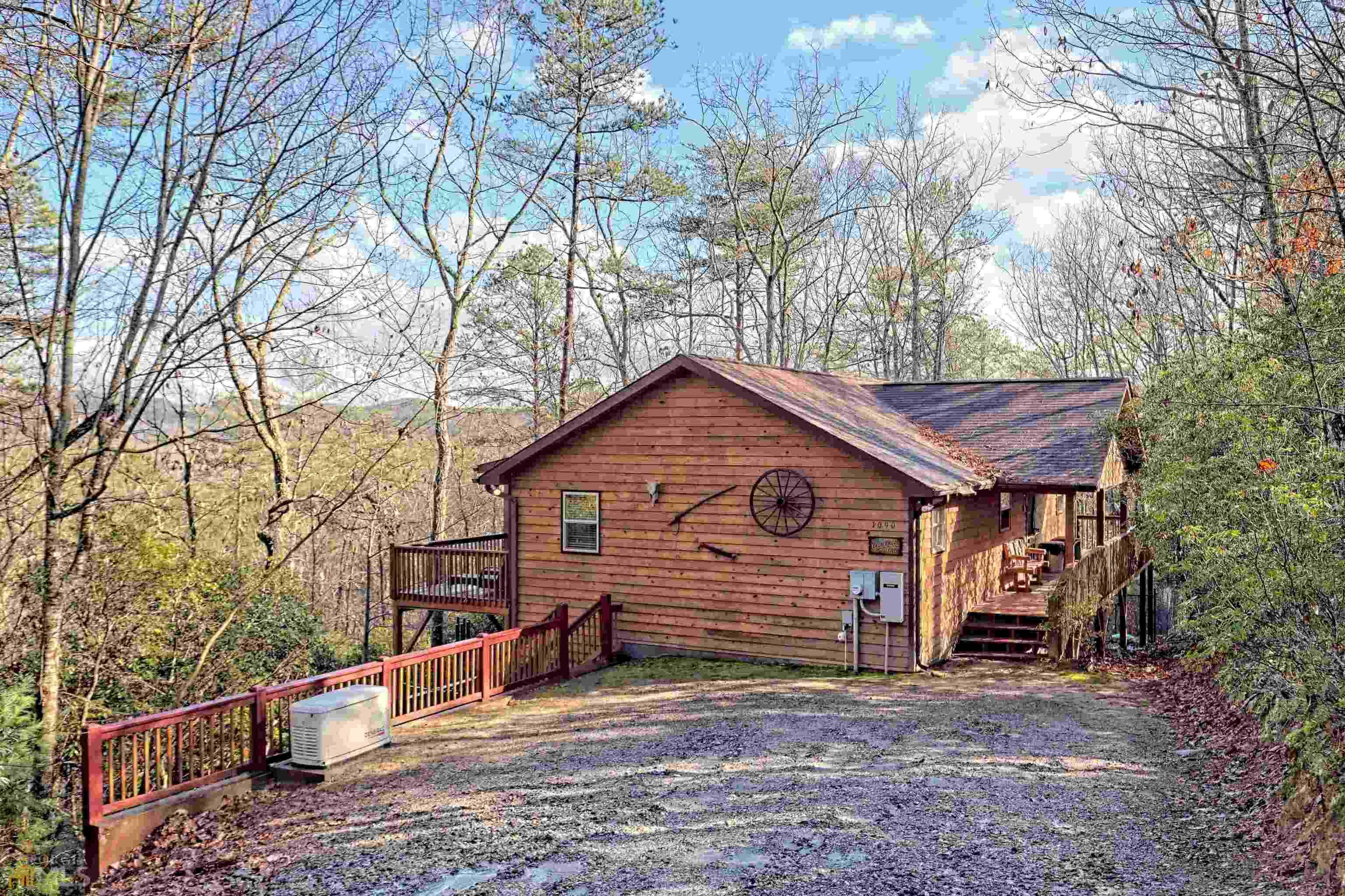 Sautee Nacoochee, GA 30571,1090 Crumley Creek