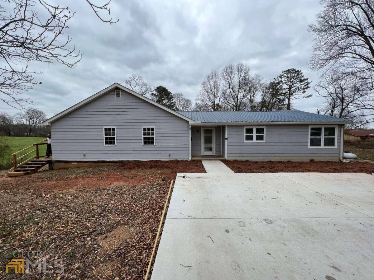 Royston, GA 30662,3006 Athens RD