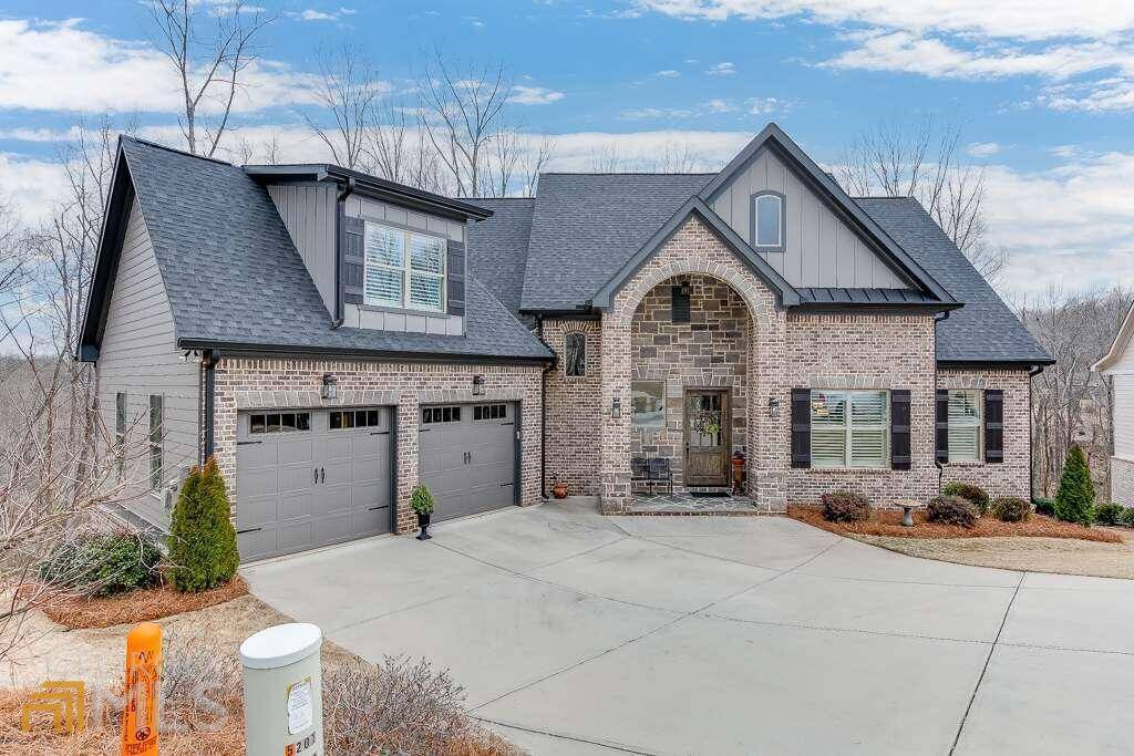 Hoschton, GA 30548,960 Mountain Crest