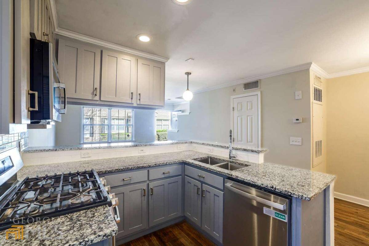 Atlanta, GA 30318,2232 Dunseath AVE NW #209