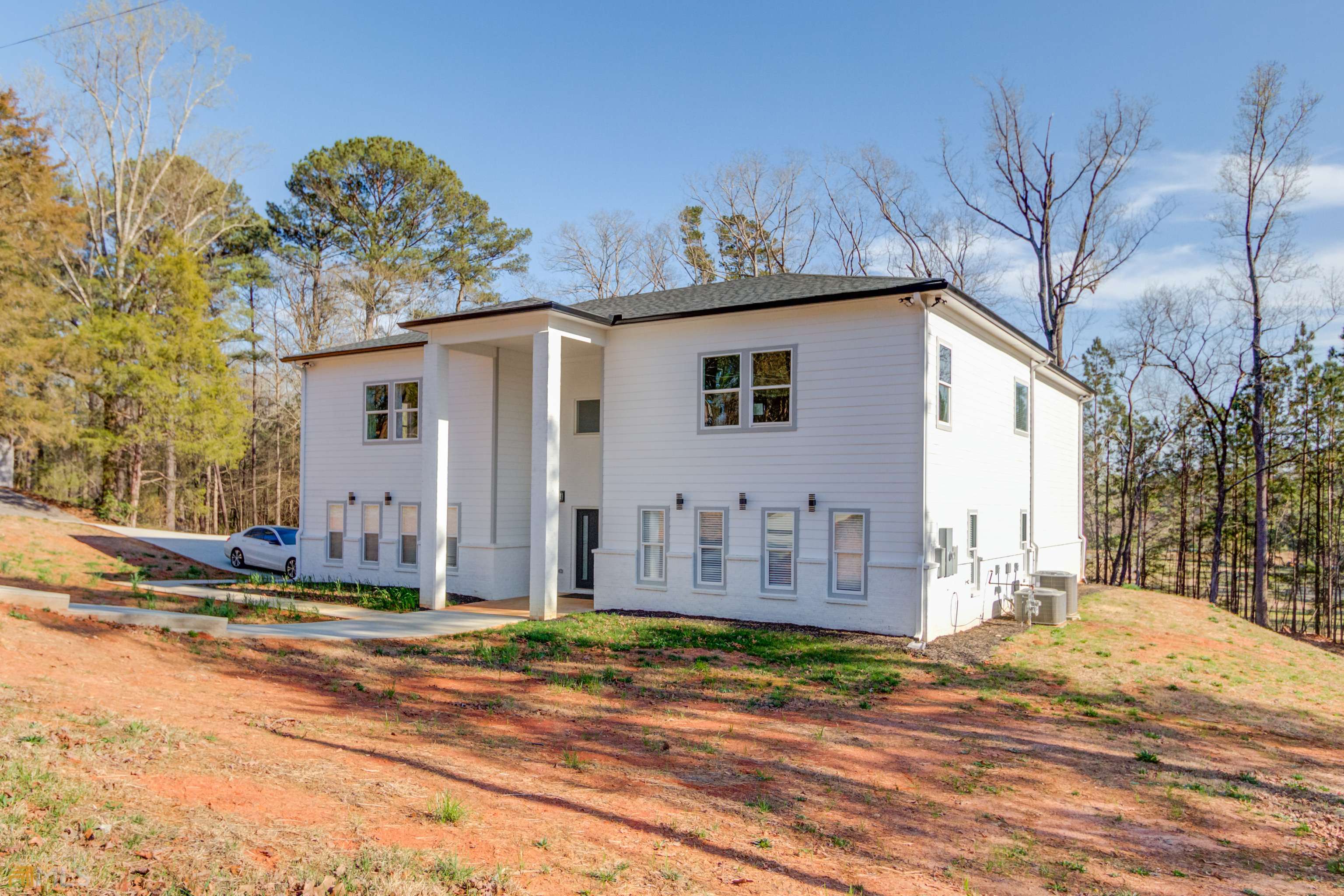 Lilburn, GA 30047,609 Falling Leaf