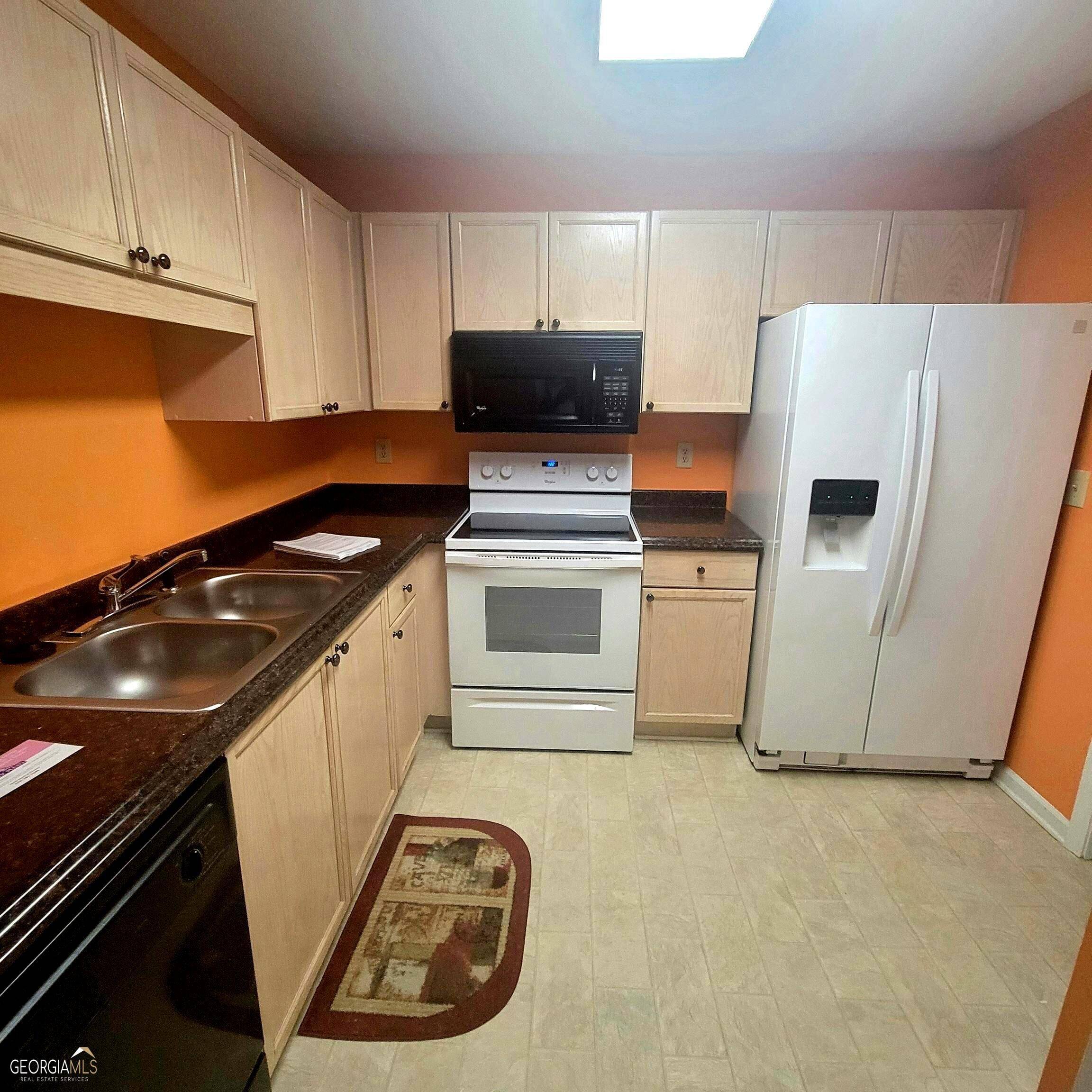 Tucker, GA 30084,338 Bentley PL #338