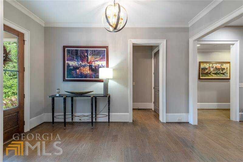 Sandy Springs, GA 30328,723 Glenairy CT
