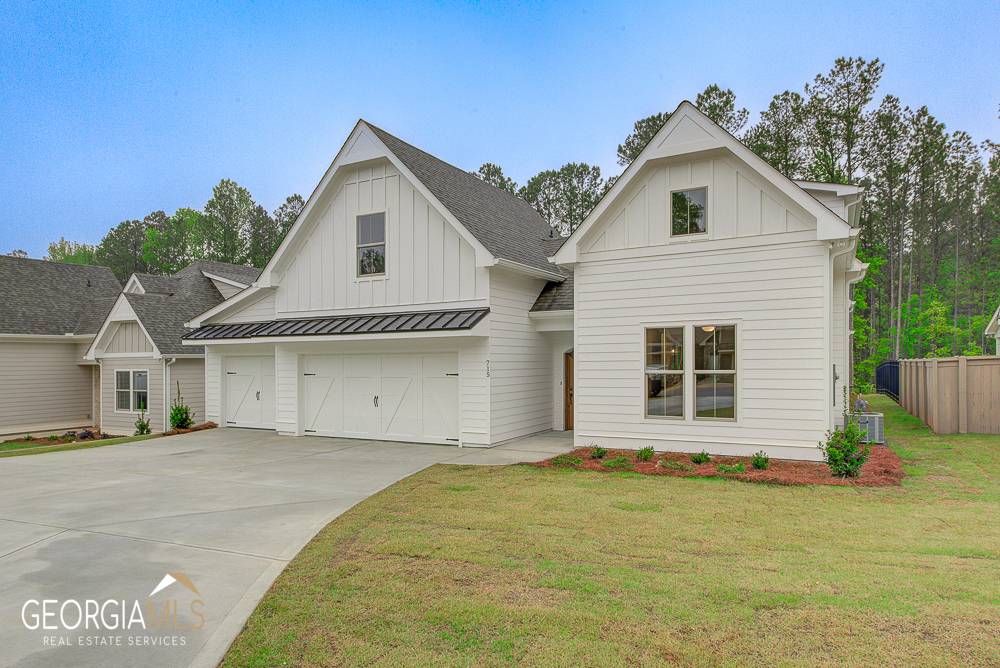 Peachtree City, GA 30269,715 Magnolia