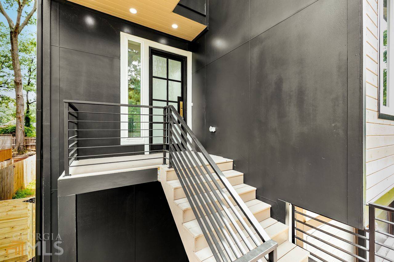 East Point, GA 30344,1371 Lyle AVE