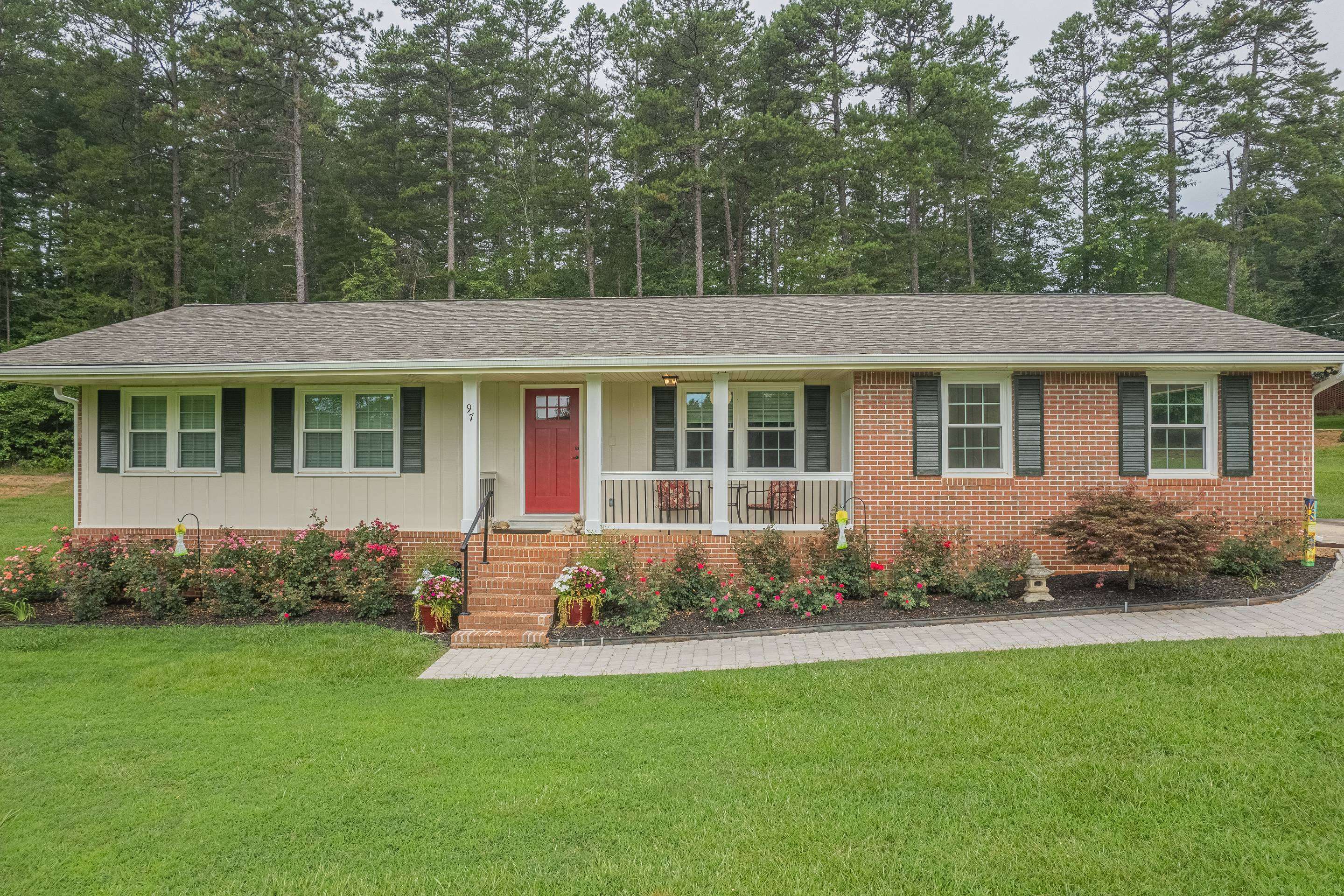 Toccoa, GA 30577,97 S Cedar Fork