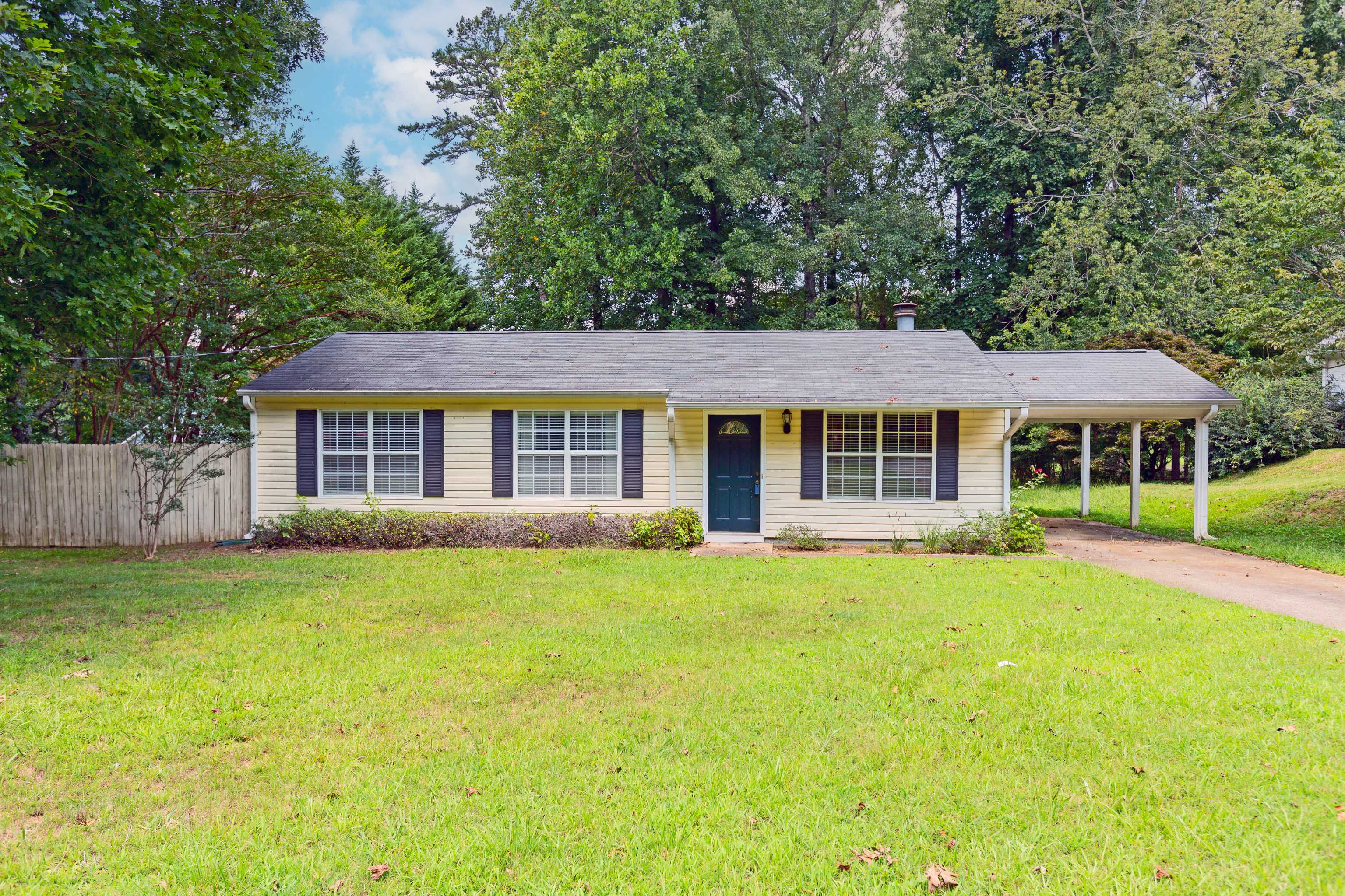 Lawrenceville, GA 30043,532 Saddlewood