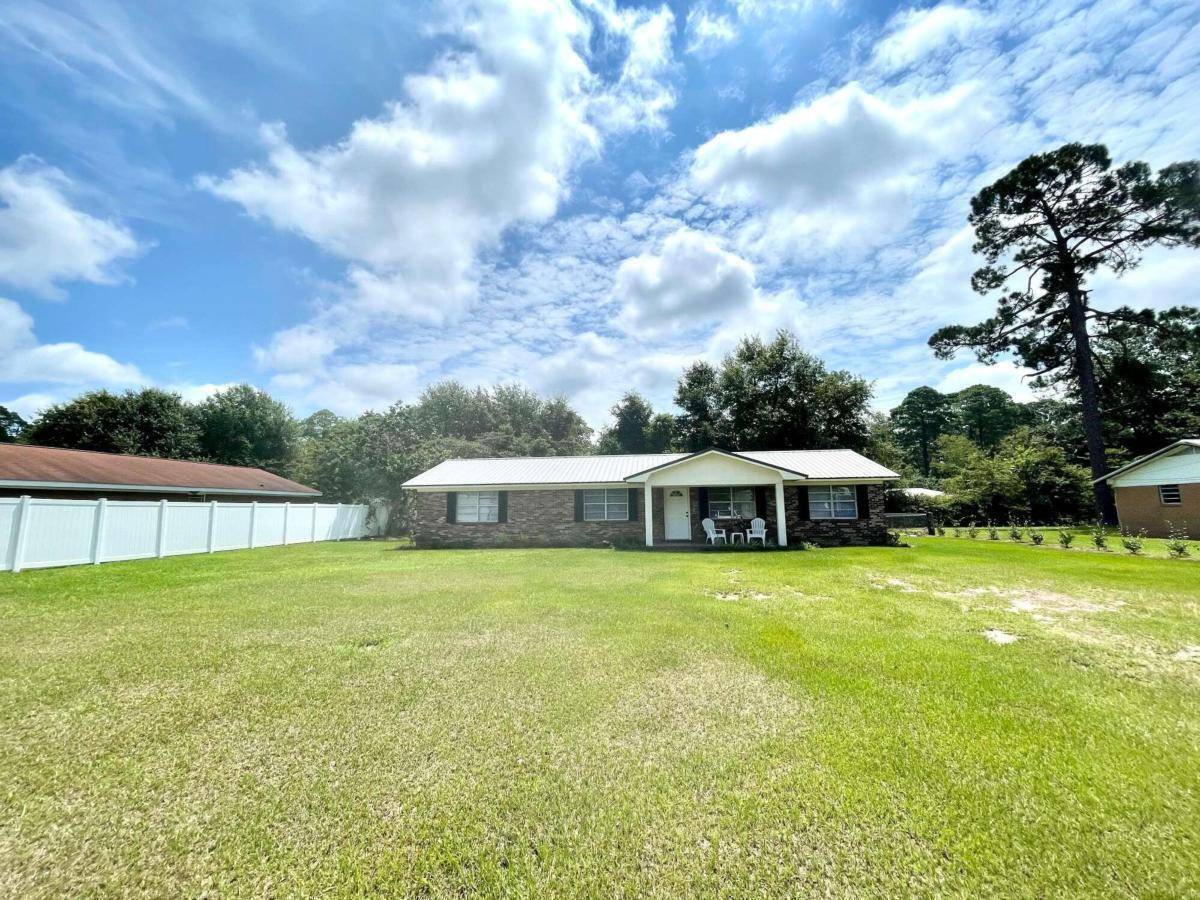 Hazlehurst, GA 31539,177 S Cromartie ST