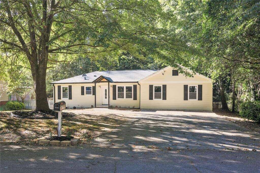 Mableton, GA 30126,957 Orris LN SW