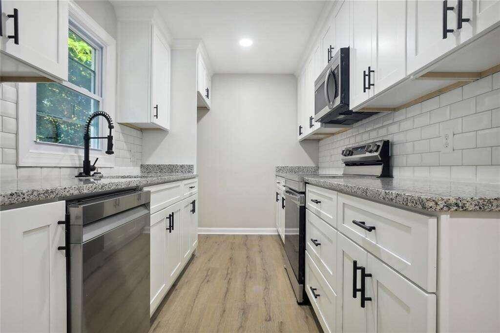 Mableton, GA 30126,957 Orris LN SW