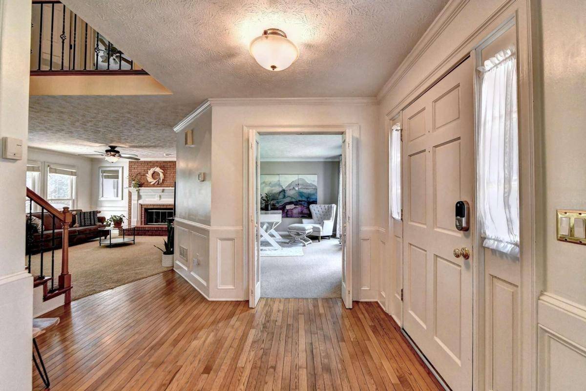 Lawrenceville, GA 30043,1231 Steeple RUN