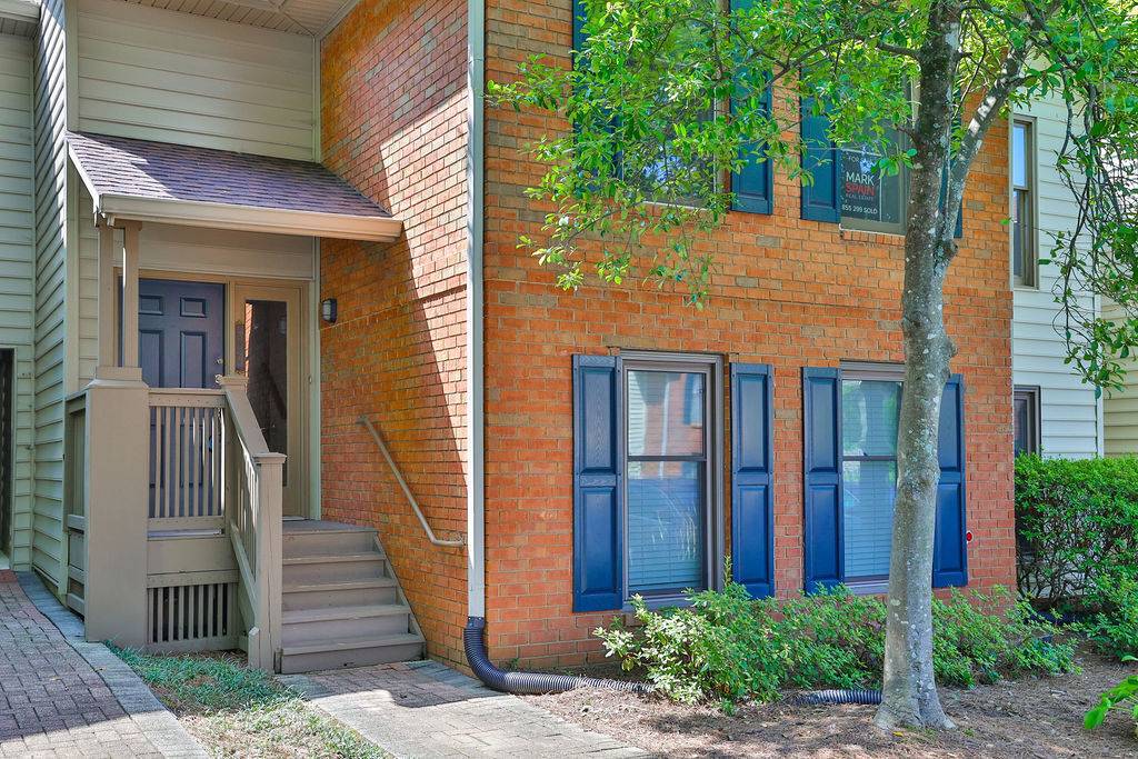 Atlanta, GA 30328,506 Garden CT