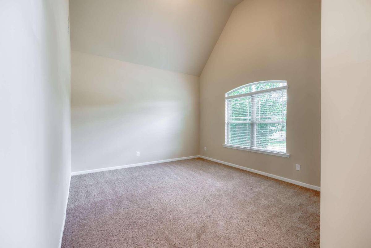 Fayetteville, GA 30215,200 Thrushwood DR