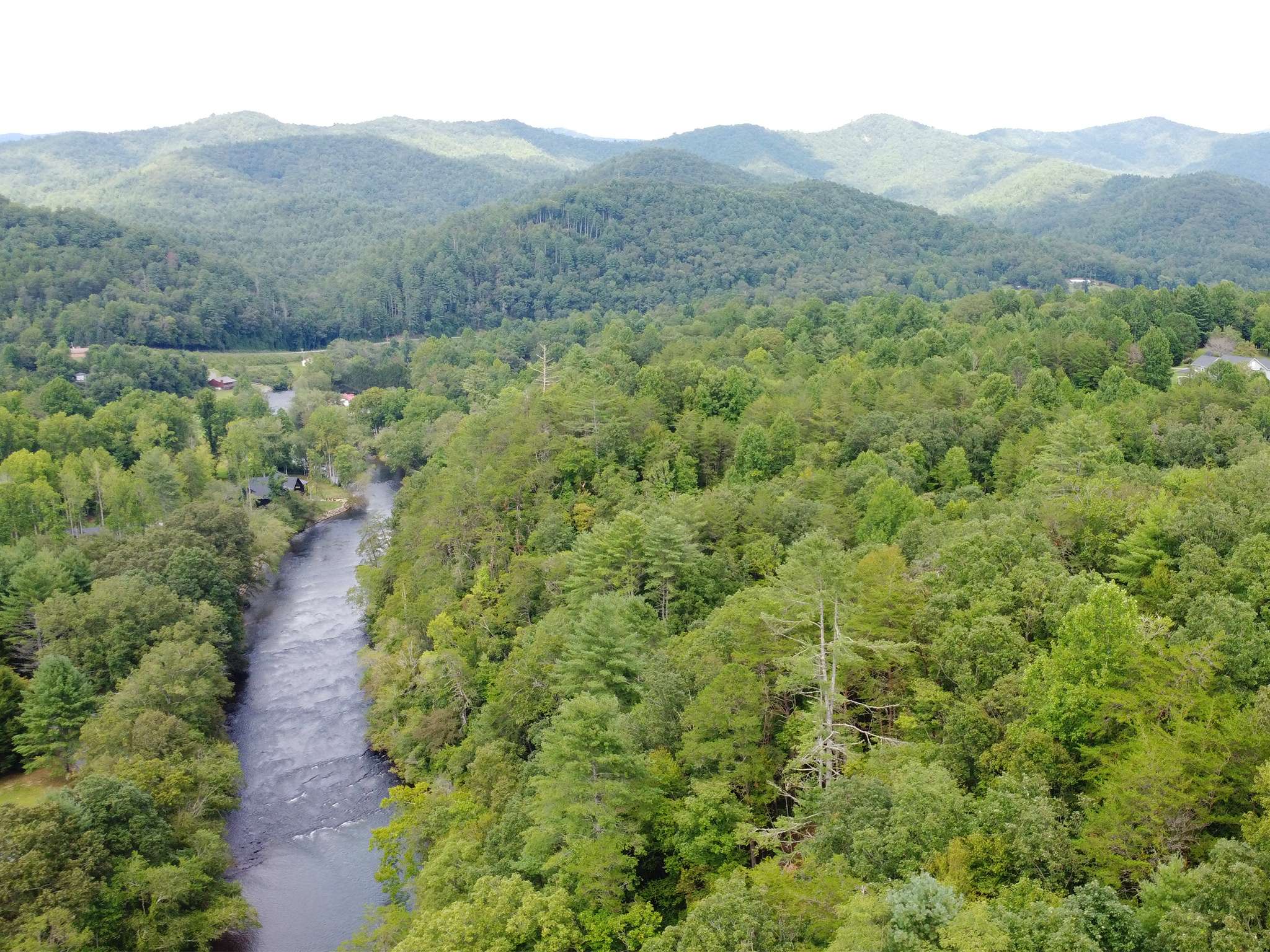 Hayesville, NC 28904,10AC Sweetwater Bend