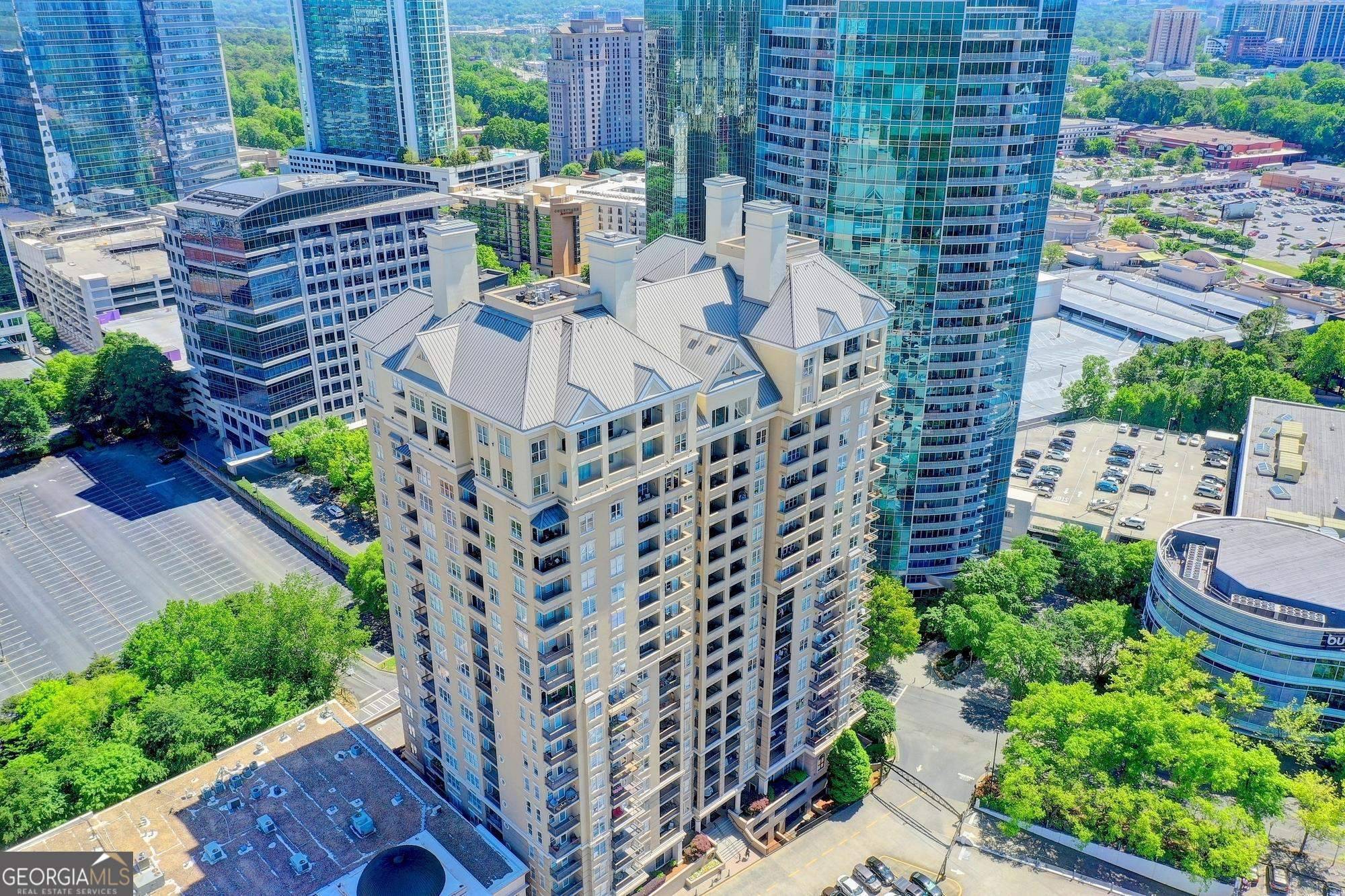Atlanta, GA 30326,3334 Peachtree RD NE #806