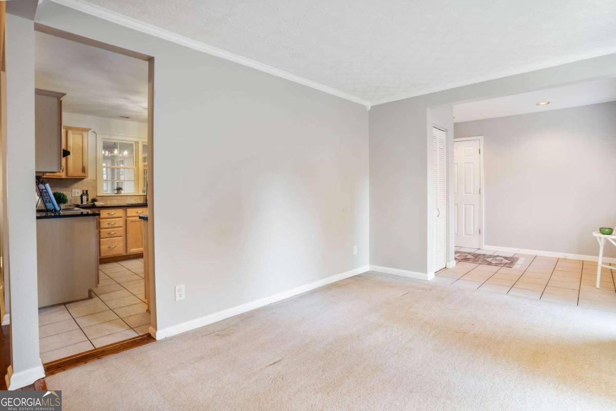 Woodstock, GA 30189,975 Tanglewood TRL