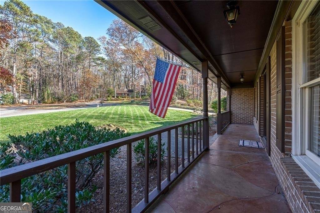 Roswell, GA 30075,310 Waverly Hall WAY