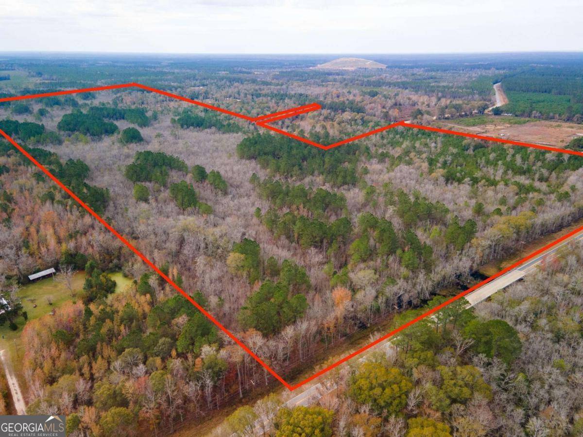 Jesup, GA 31546,301 Broadhurst RD
