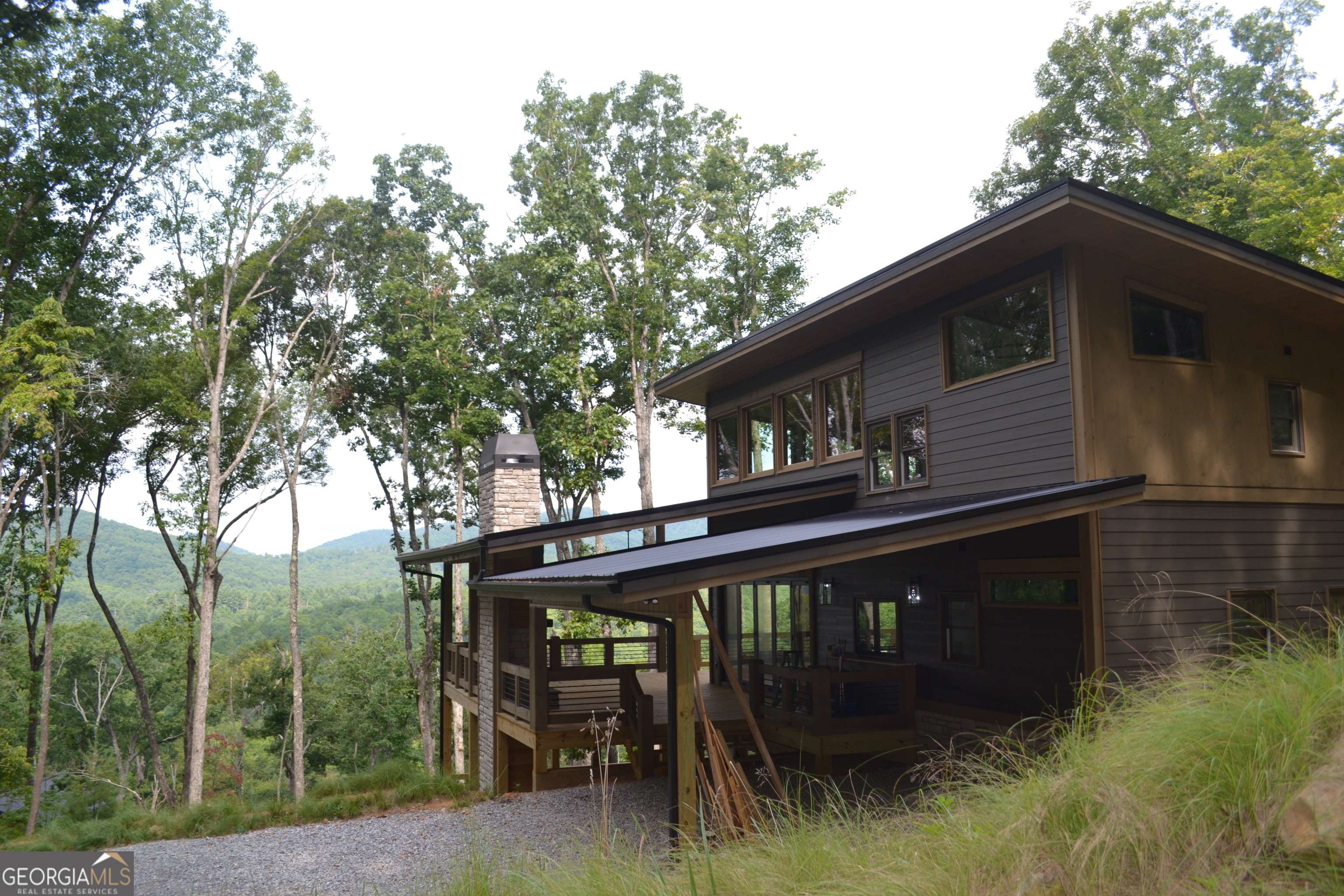 Morganton, GA 30560,245 Mountain Retreat DR