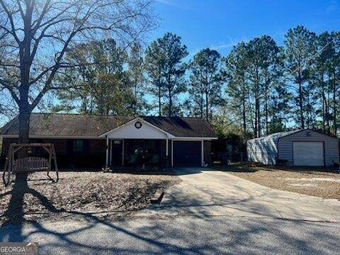 Hinesville, GA 31313,81 Henry LN