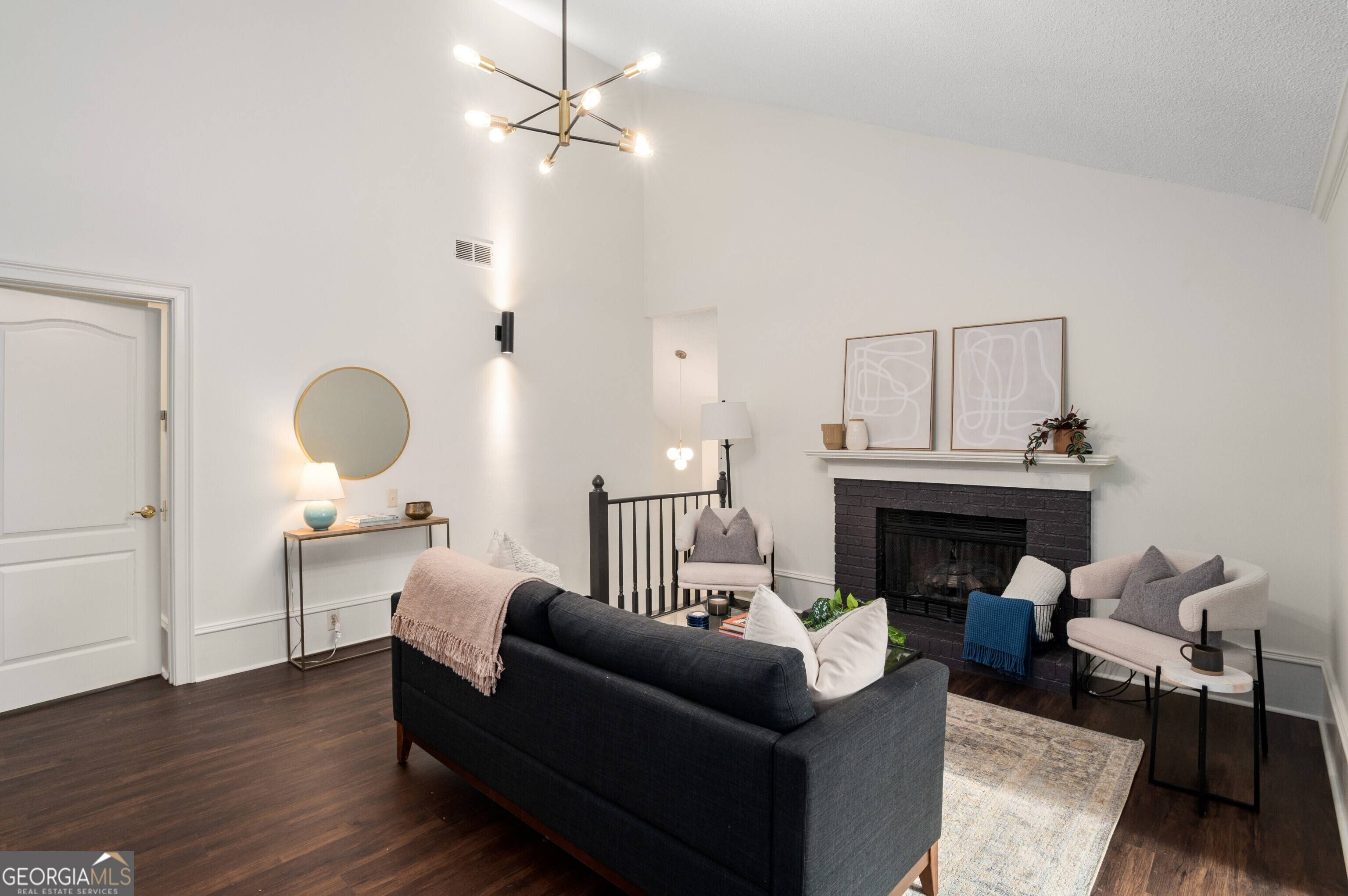 Sandy Springs, GA 30328,25 Dunwoody Springs DR #25