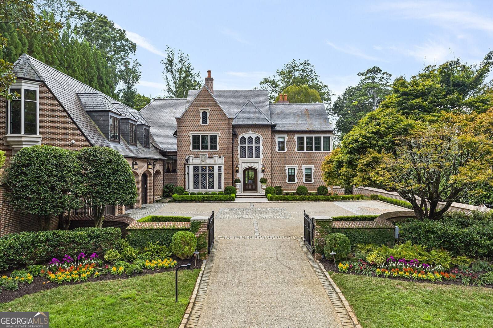 Atlanta, GA 30305,2860 Habersham RD NW