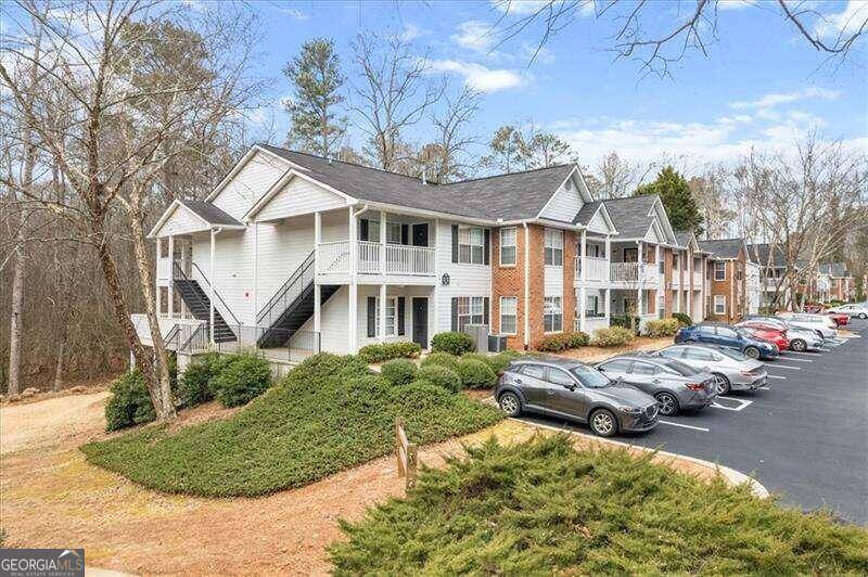 Roswell, GA 30076,322 Streamside