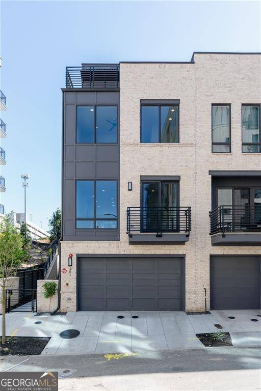 Atlanta, GA 30318,651 Vidalia LN