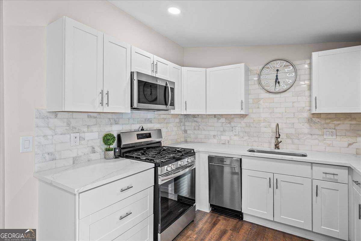 Atlanta, GA 30354,3135 Glenrose CT SW
