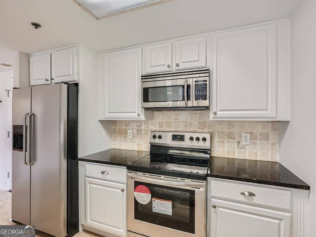 Atlanta, GA 30326,3481 Lakeside DR NE #1001