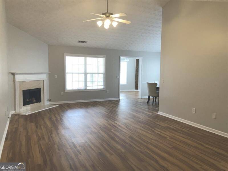 Loganville, GA 30052,519 Mockingbird LN