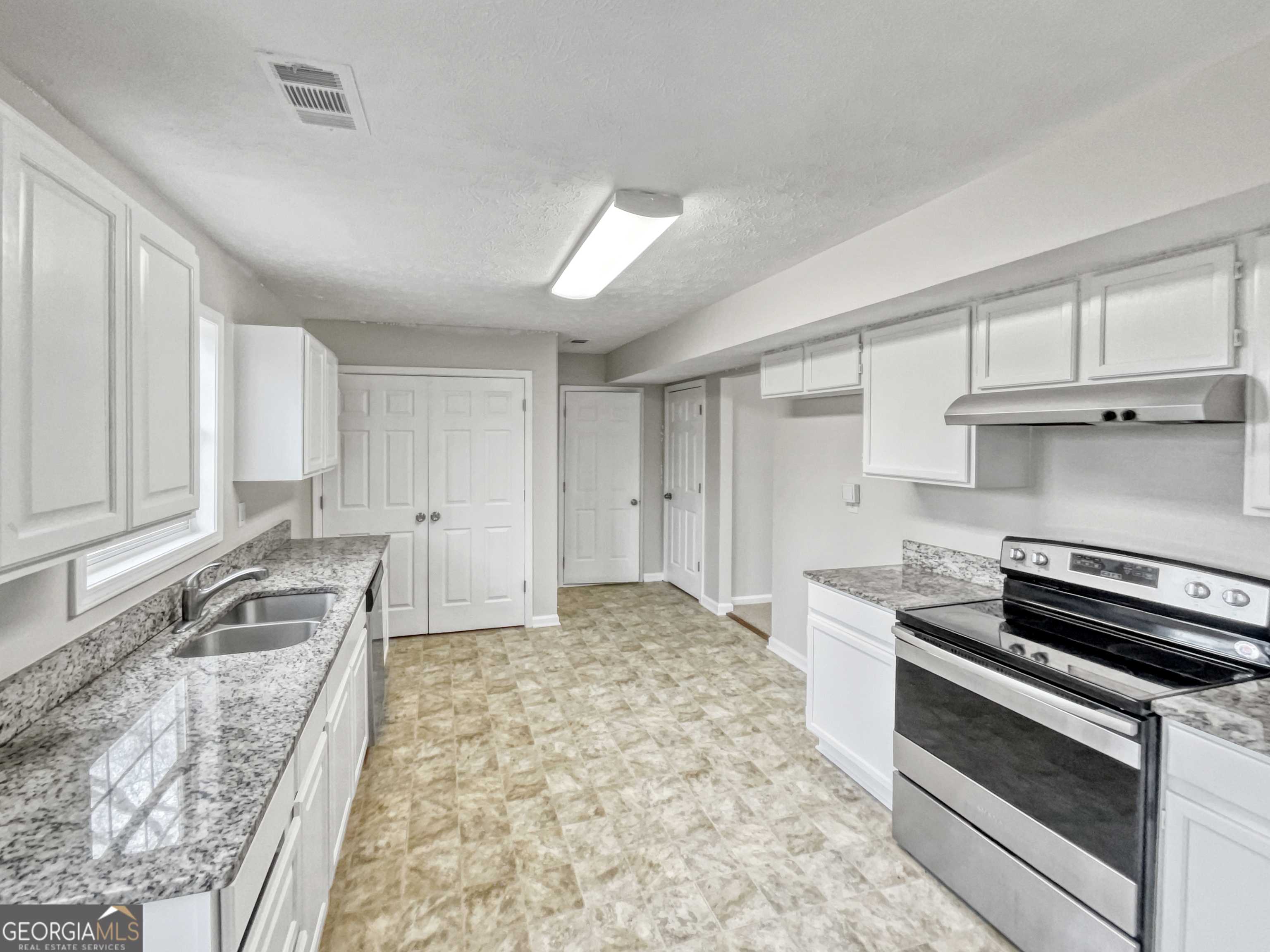 Monroe, GA 30655,501 Chestnut LN